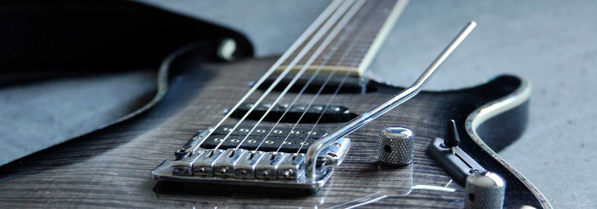 Hoe heten de snaren van een gitaar?